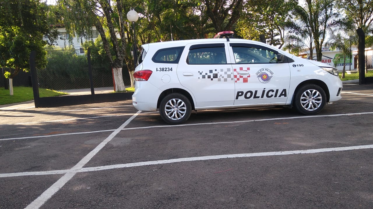 PM Localiza Carro Furtado Comando VP