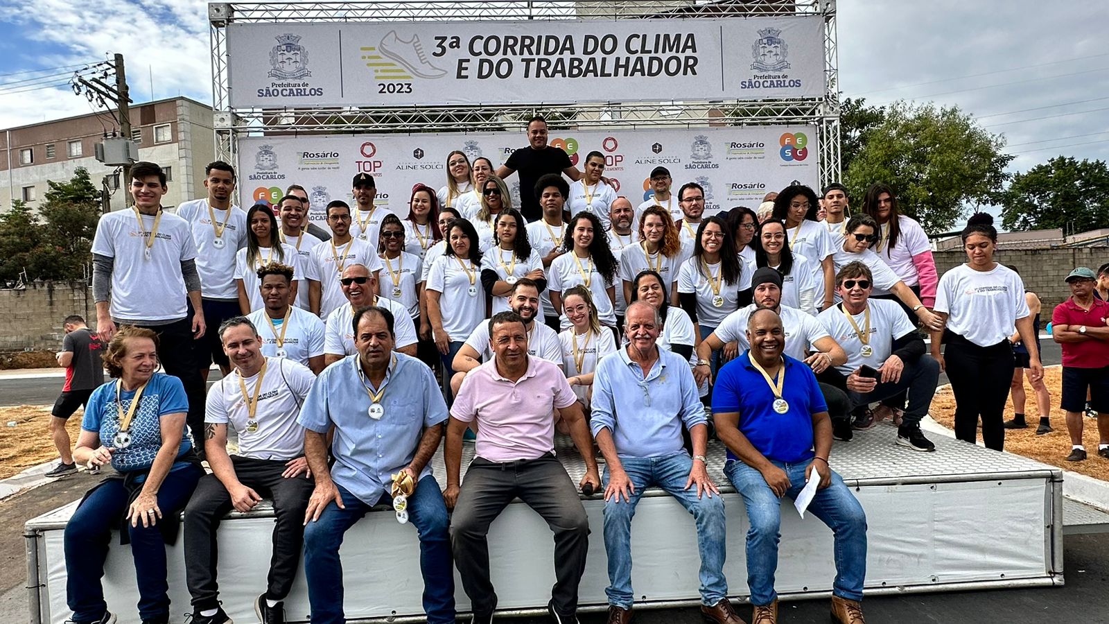 5ba513b9-80b0-4064-b5ea-8f305950e1f5