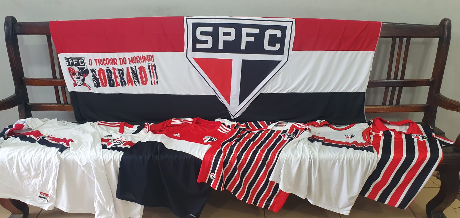 e471a397-2618-4fae-8a5a-3c39a94d6af6