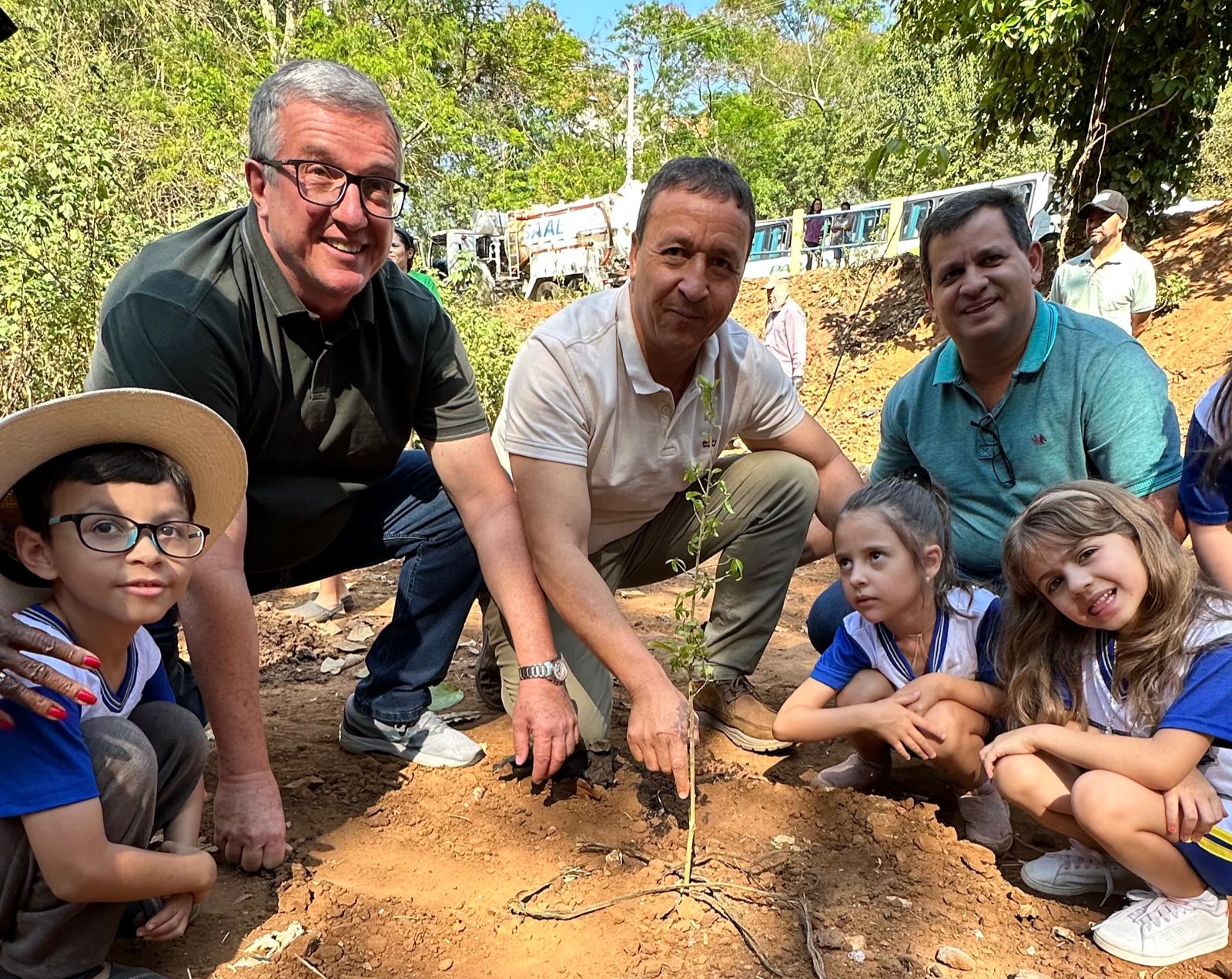 5d7db836-1284-4784-affc-22456d8ebb9b