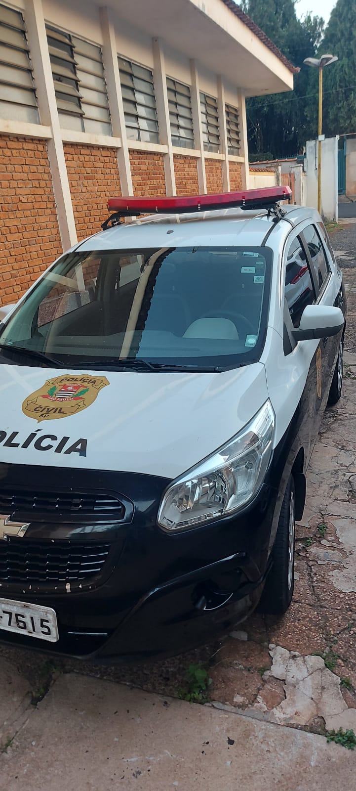 9c516ad3-6288-4f8b-b4ca-8972dc43e99d