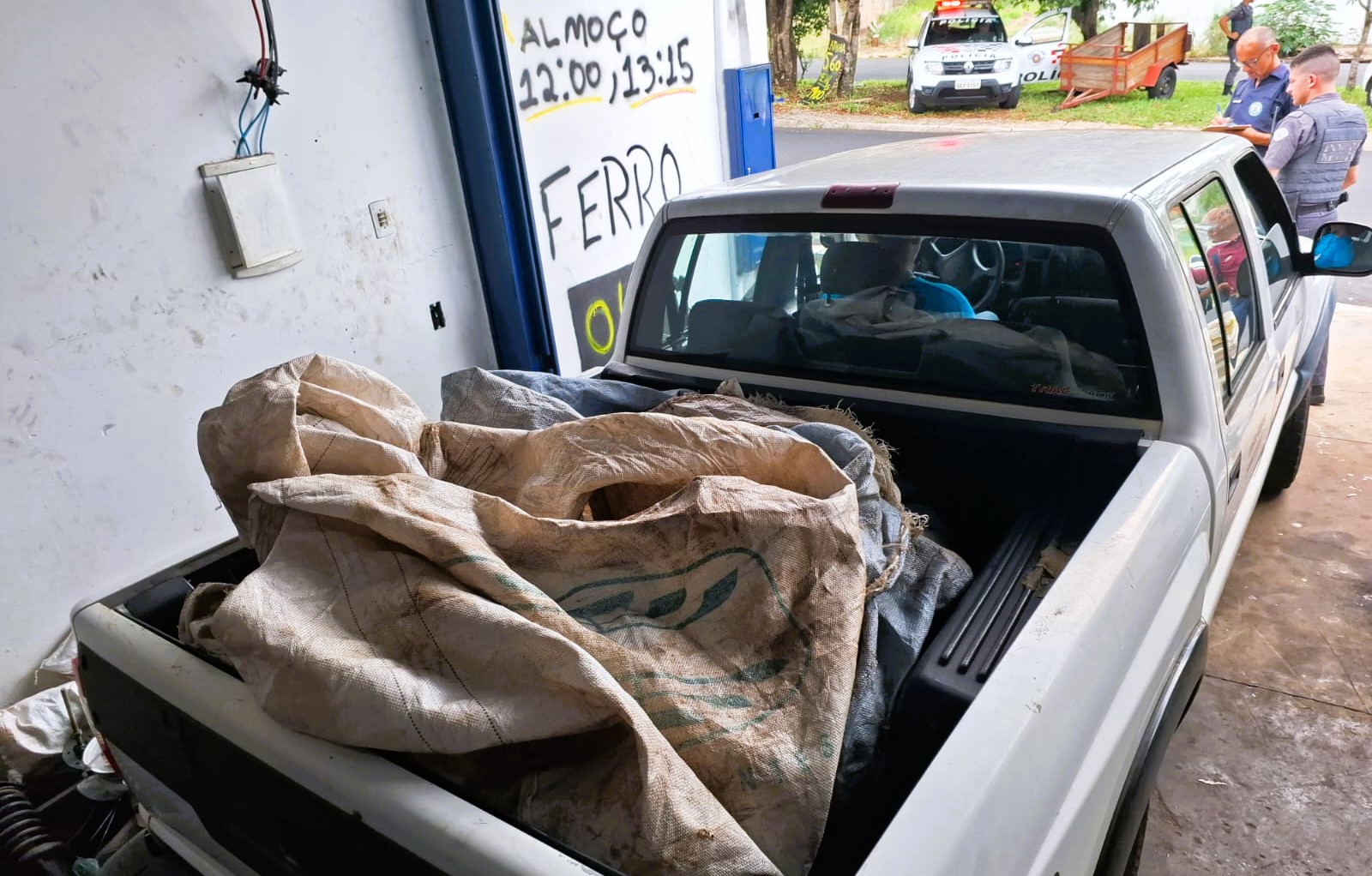 e84311cb-9a82-433a-9a6a-f5c7fa99d137