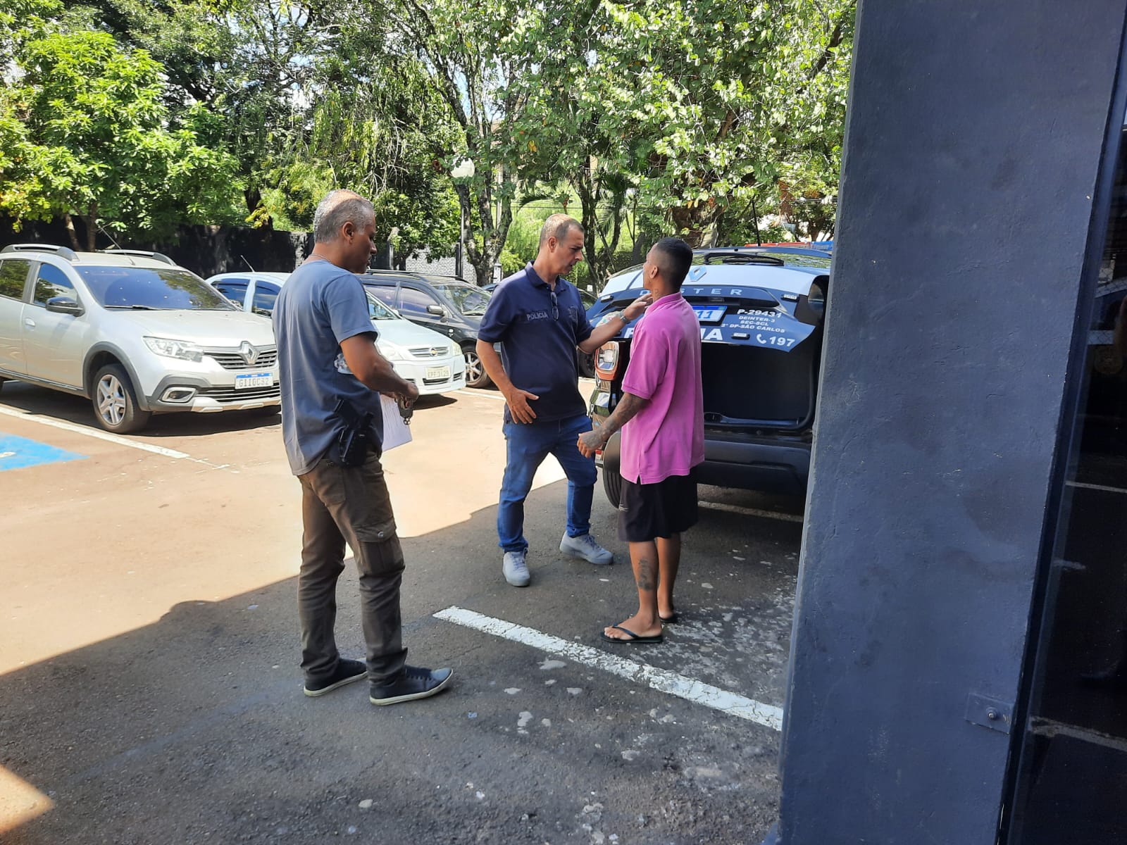 93647ff1-8c3b-4183-8871-1eb65f1aeedb