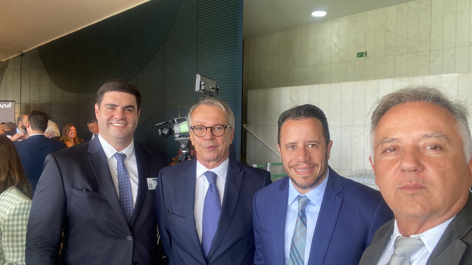 e502a8c1-6660-49cd-9c64-49ca11f11da9