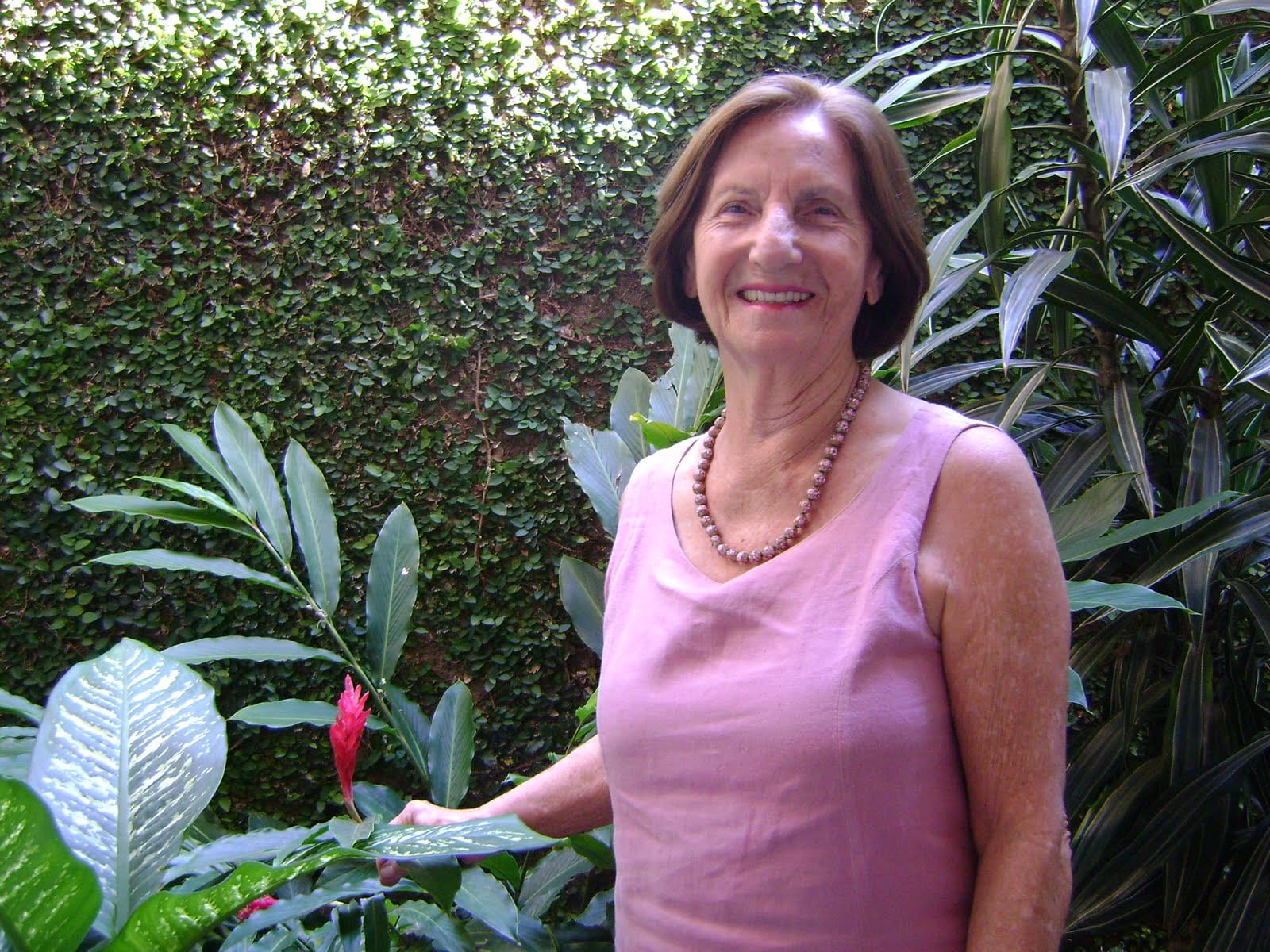 15845dc7-c0a0-4d09-805b-10a29a81df22