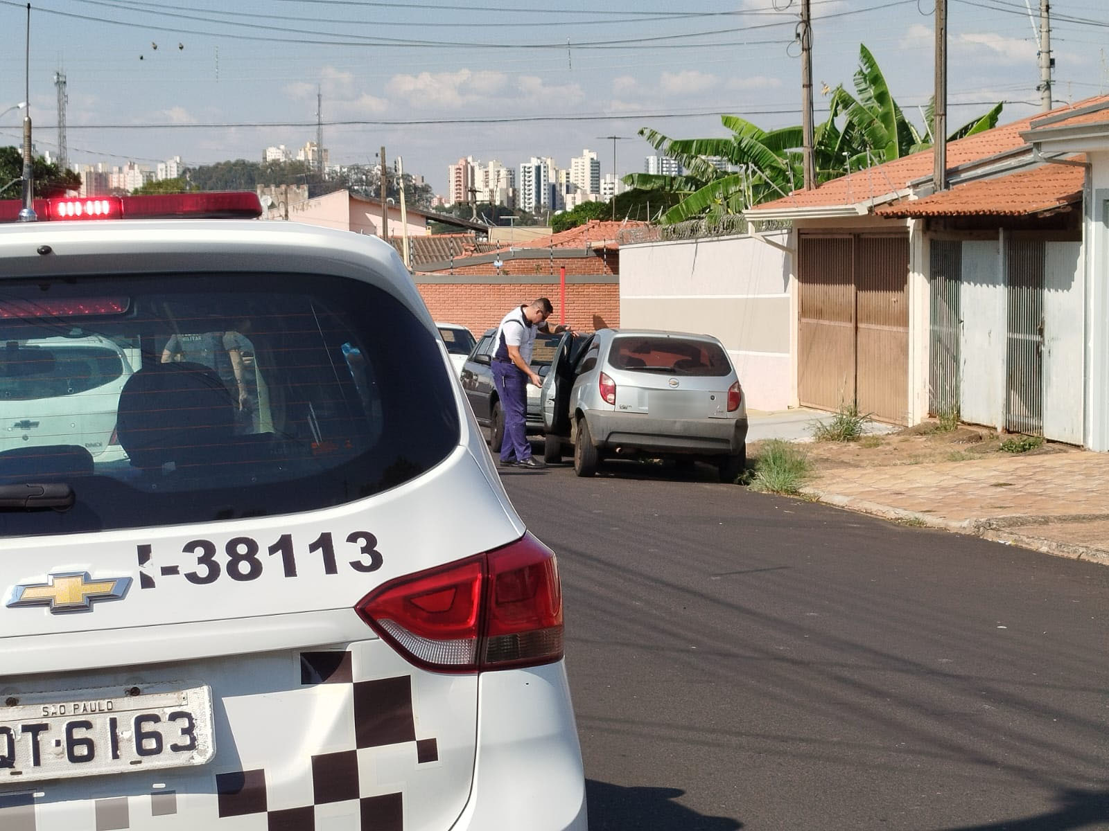 2dbf59fc-d3c9-4191-9989-8a80b13280c1