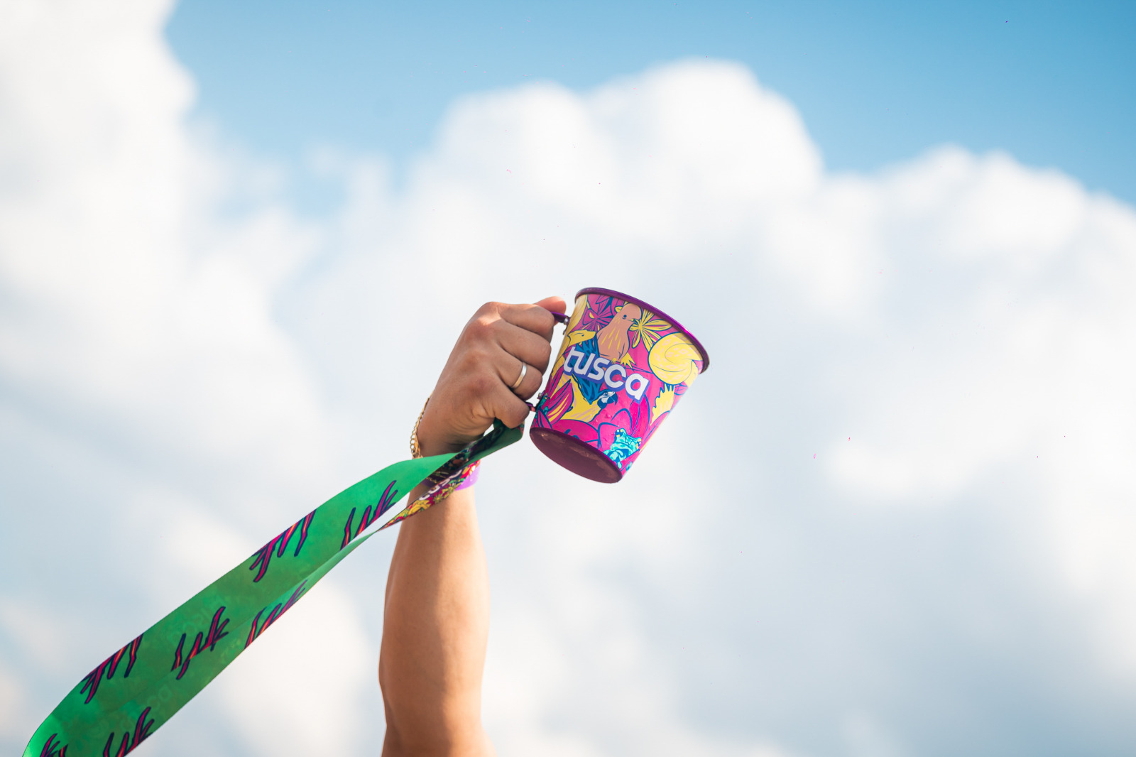 263fbfdc-392d-42d9-8dcf-17eb2560a6a1