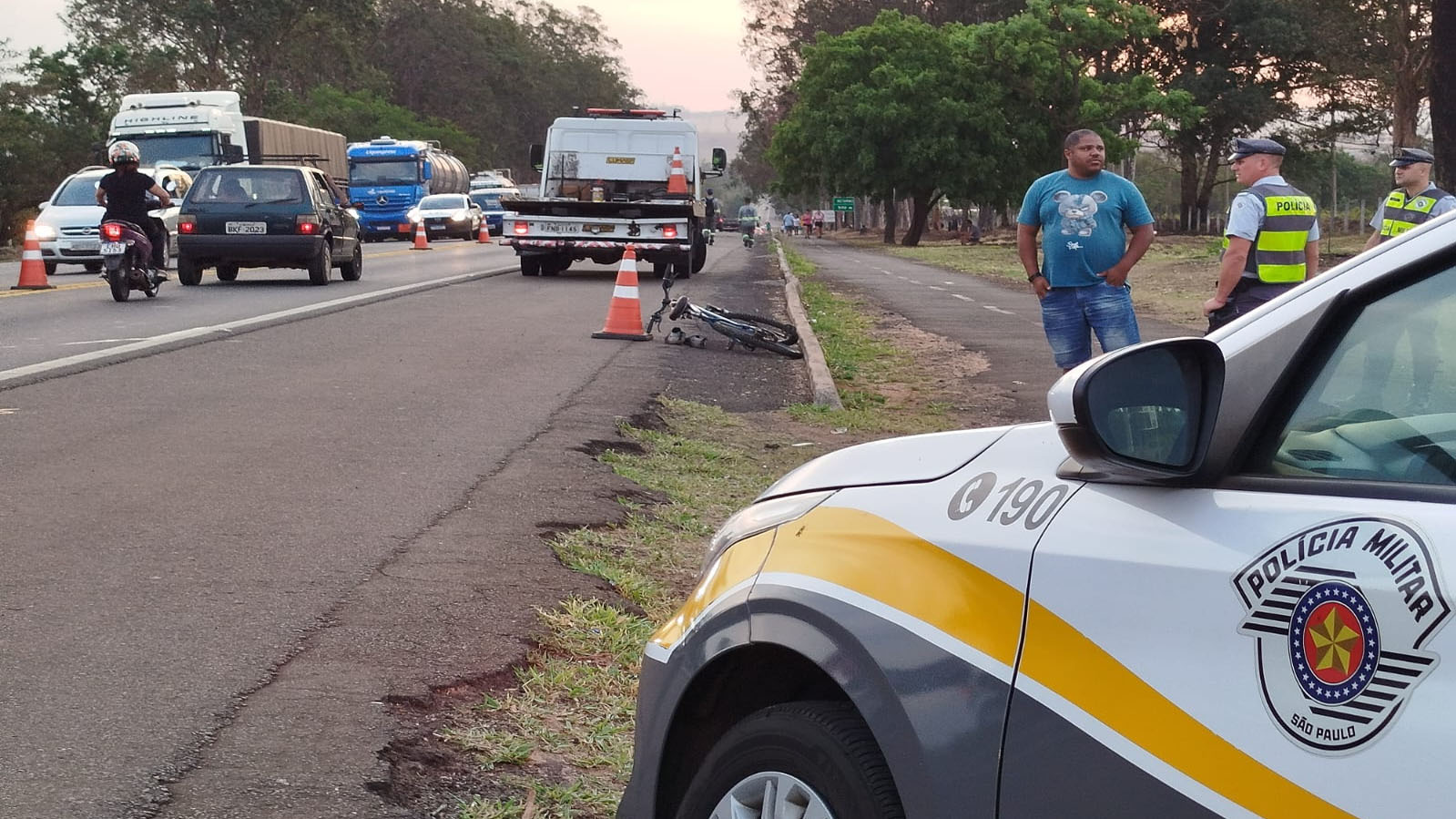 1896819_10201411153149924_364178852_n