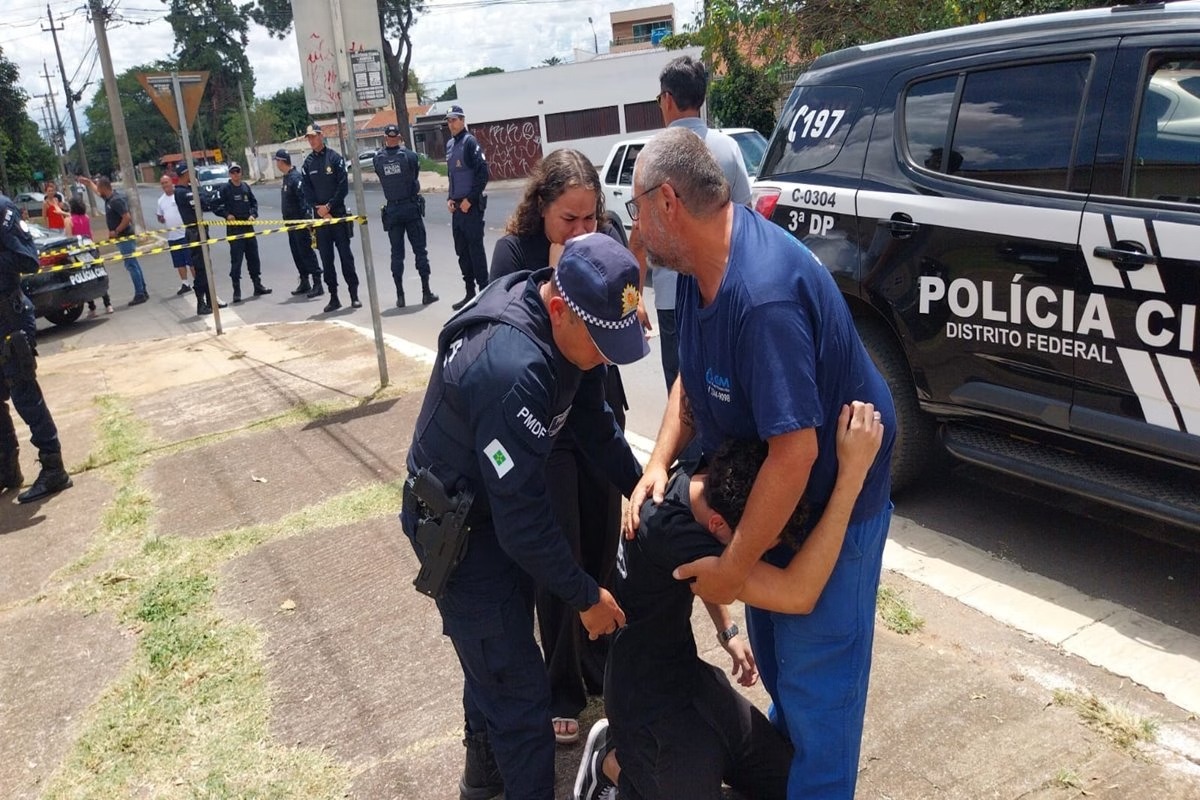 6a174ce1-a4aa-4623-adb6-a7cc5716348a