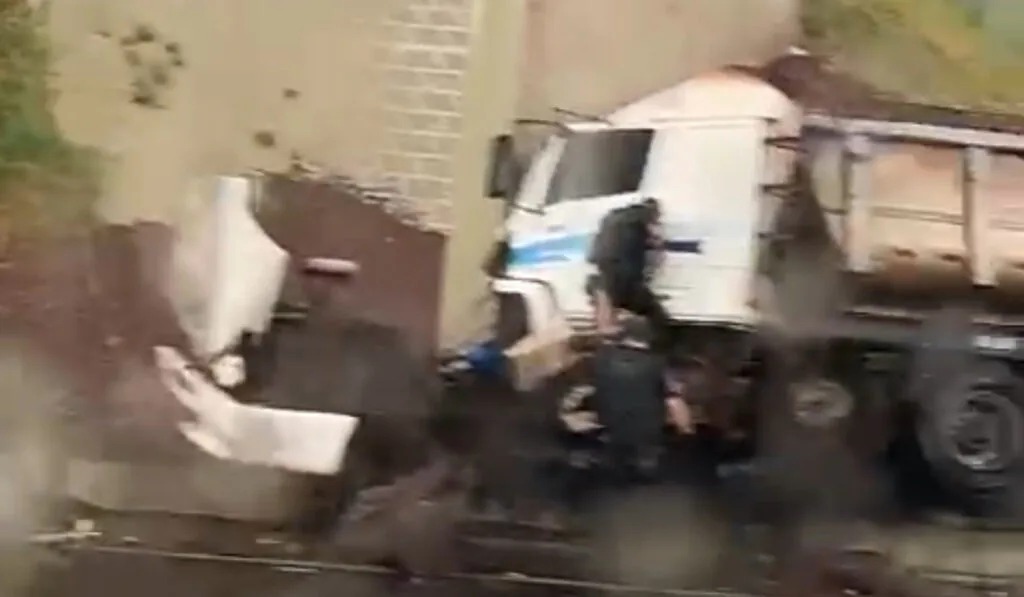 86053d5c-4d4d-4491-9a50-f36ed95e0eb8