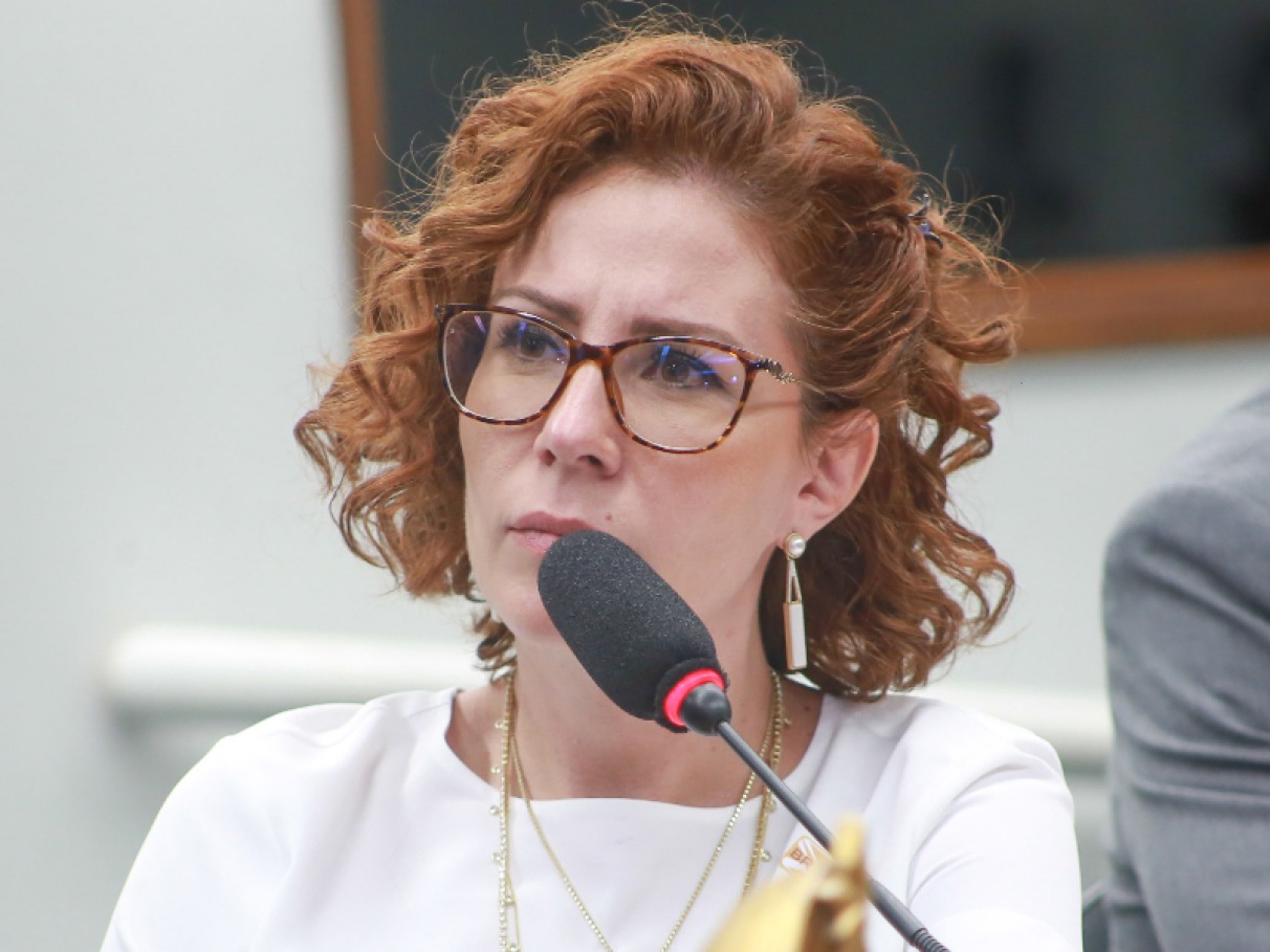 b926ed55-c625-4e67-b2c6-7b8eeb72091c