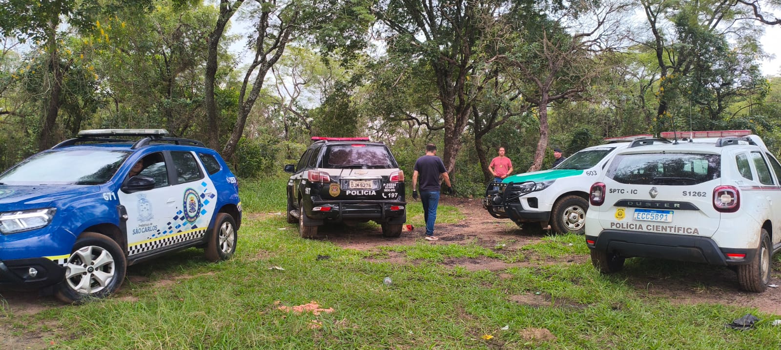 38818775-5cdc-408c-b73a-94d796d008cb