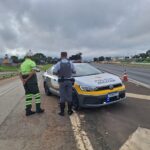 Homem fica gravemente ferido na rodovia Washington Luís em São Carlos