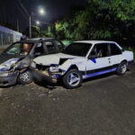 Homem esfaqueia mulher, tenta fugir e causa acidente de trânsito