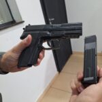 Motorista de aplicativo é detido após ameaçar colega com “arma”