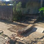 Homem não aceita fim de relacionamento, derruba muro, danifica veículos e vai pra a cadeia
