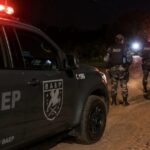 Bandidos praticam roubo e são baleados pelo BAEP