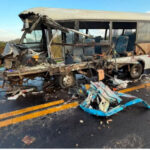 Colisão entre ônibus e caminhão deixa vários trabalhadores em estado grave