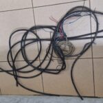 Ladrão furta fio, apanha de morador e é preso em flagrante